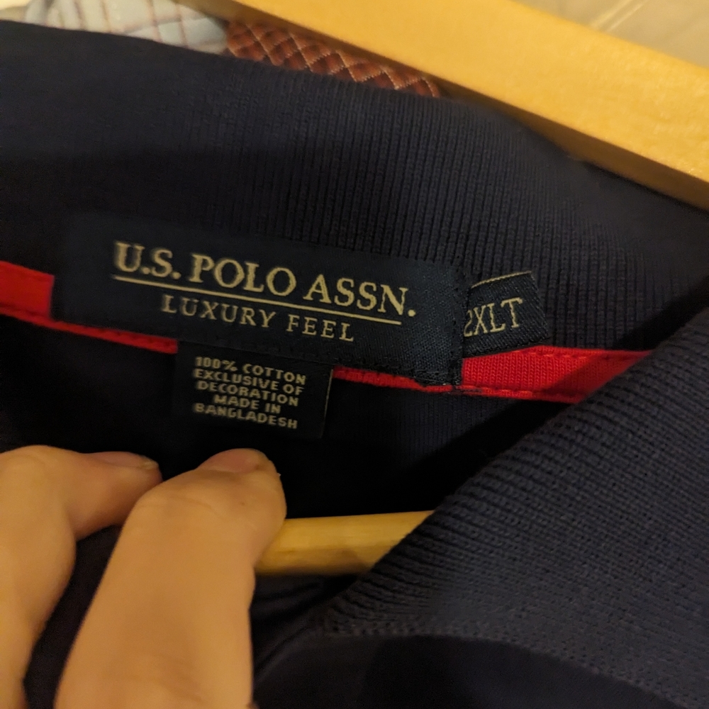 NAVY BLUE POLO